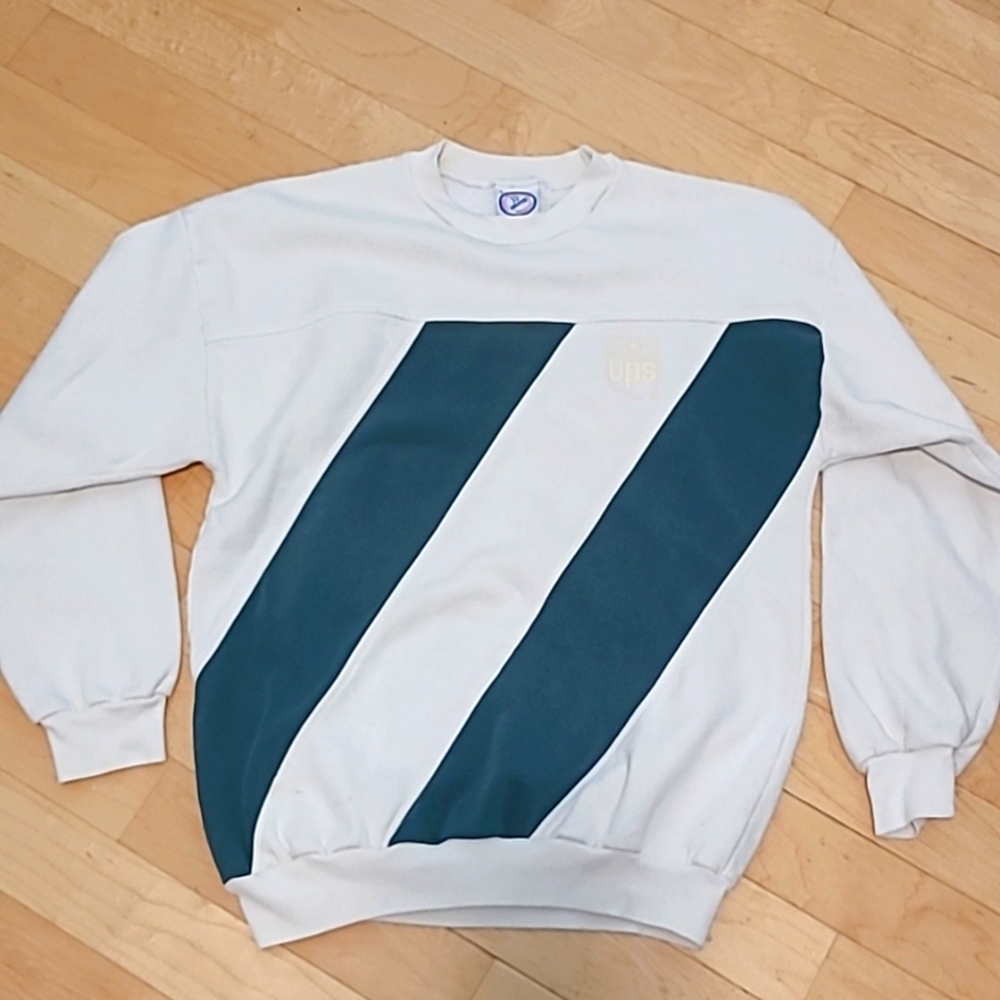UPS Vintage* Crew Neck Sweater Size L